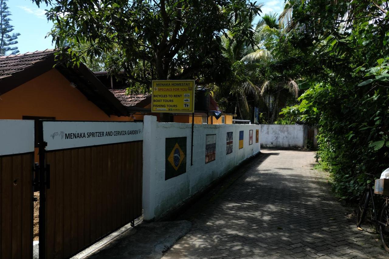 Menaka Homestay Tangalle Esterno foto
