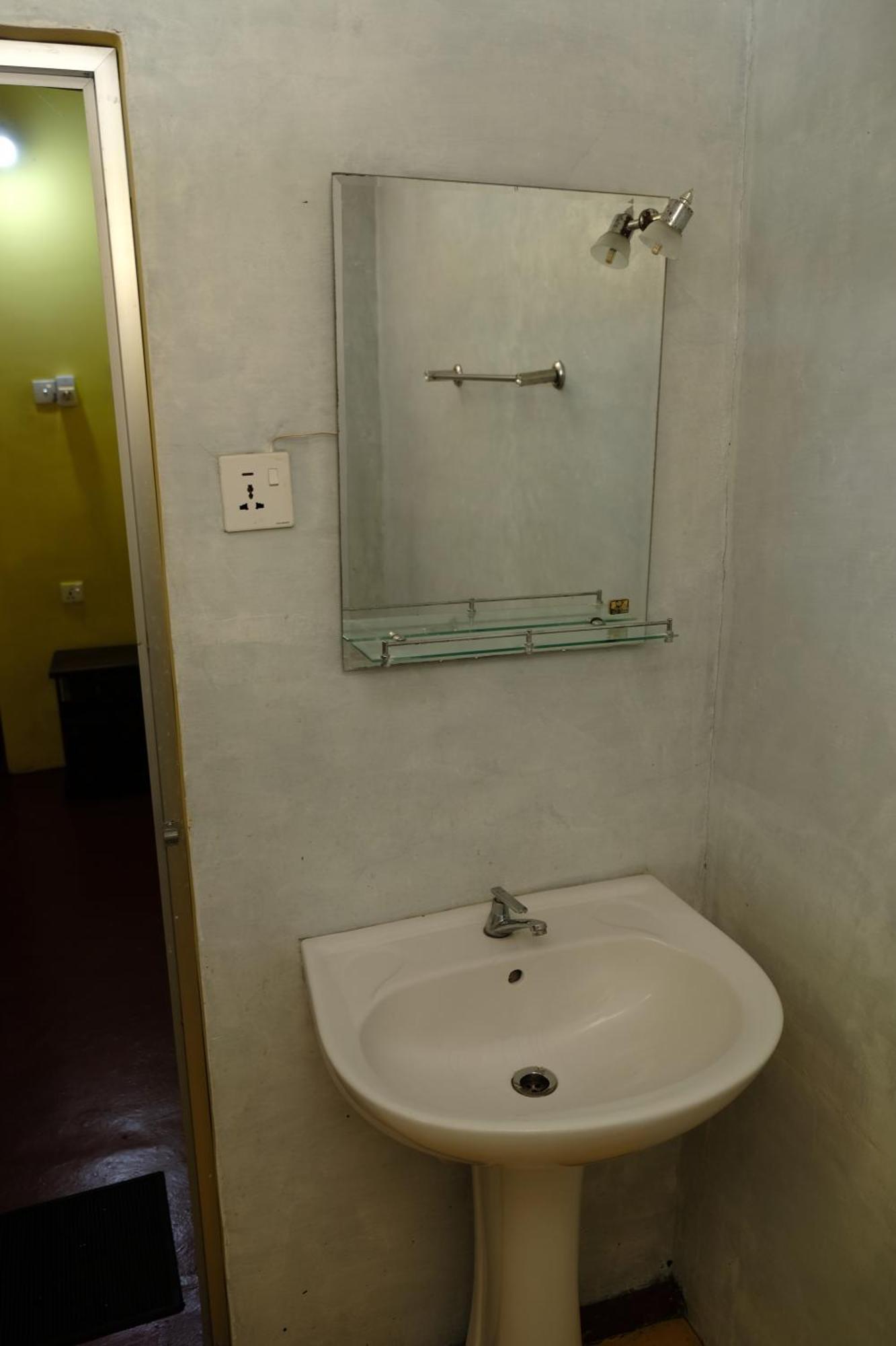 Menaka Homestay Tangalle Esterno foto