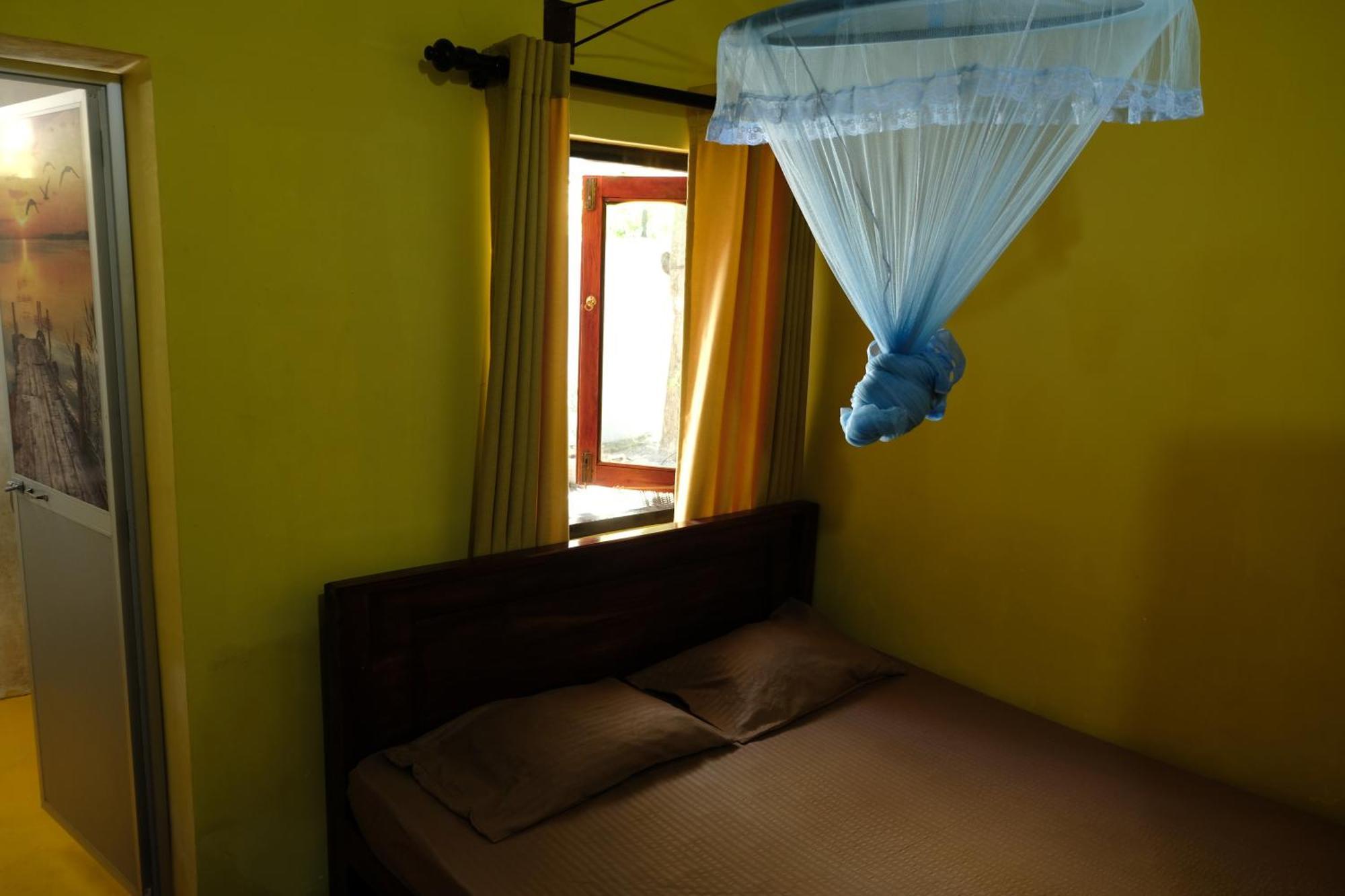 Menaka Homestay Tangalle Esterno foto