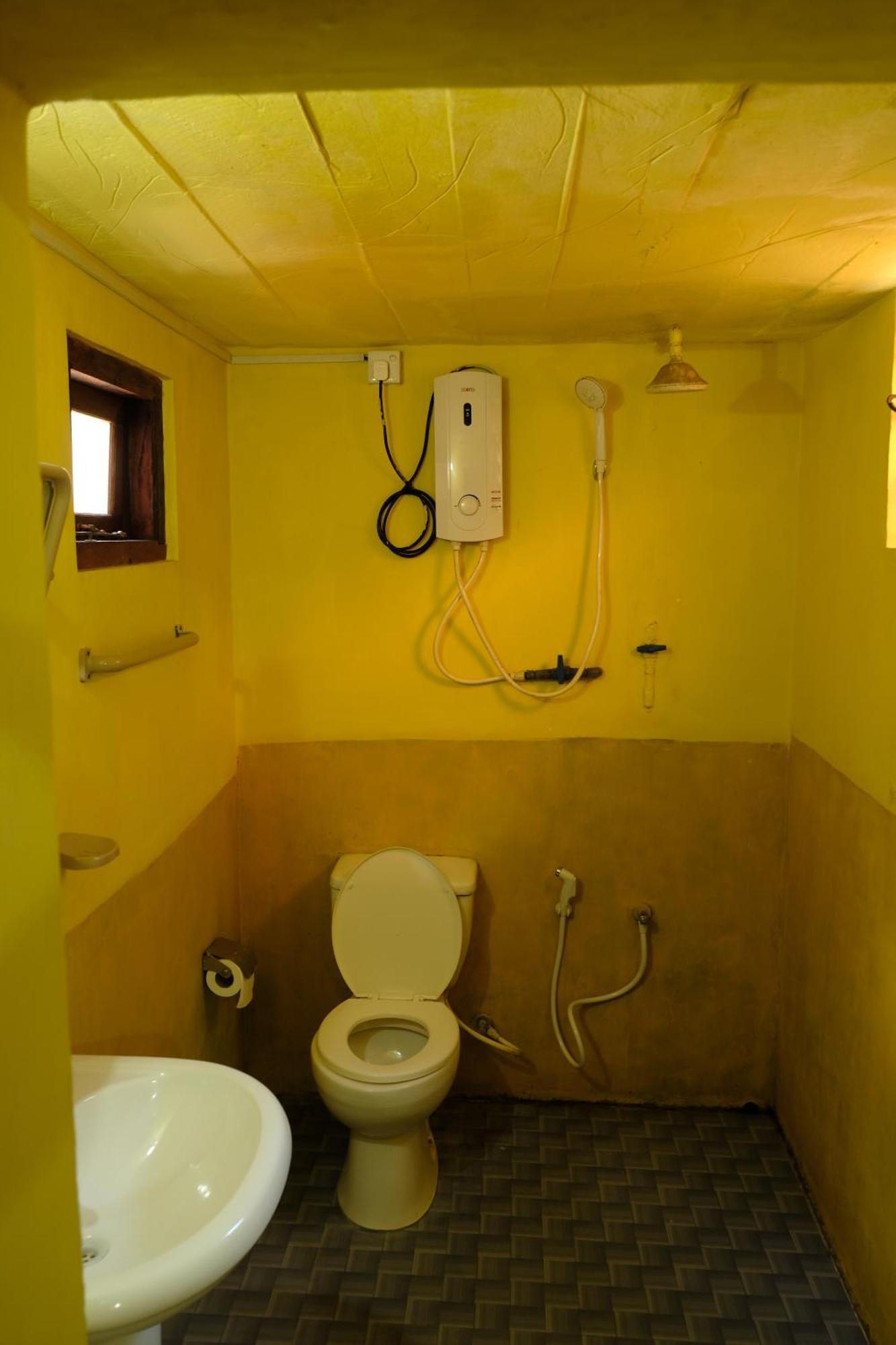 Menaka Homestay Tangalle Esterno foto