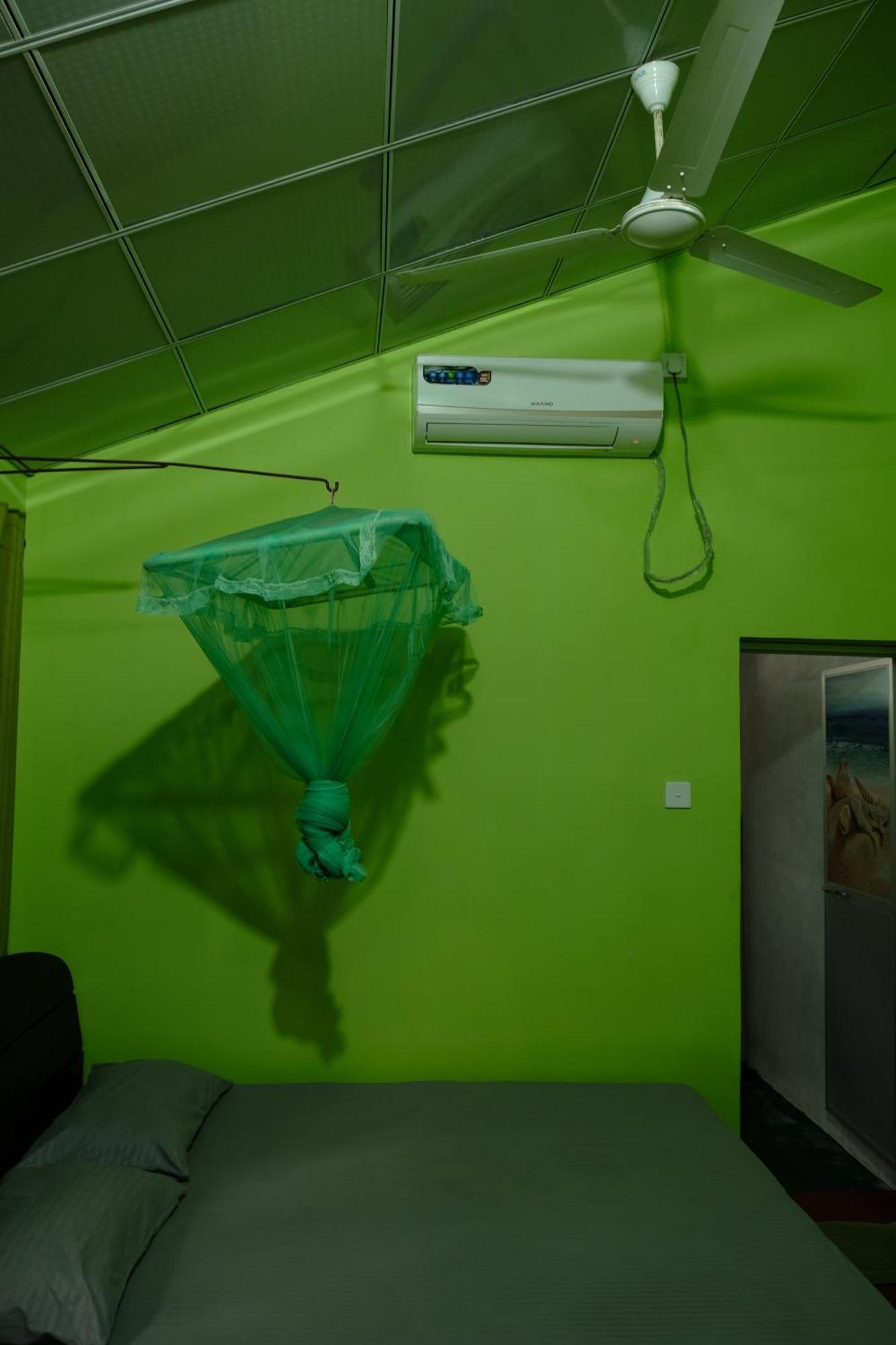 Menaka Homestay Tangalle Esterno foto