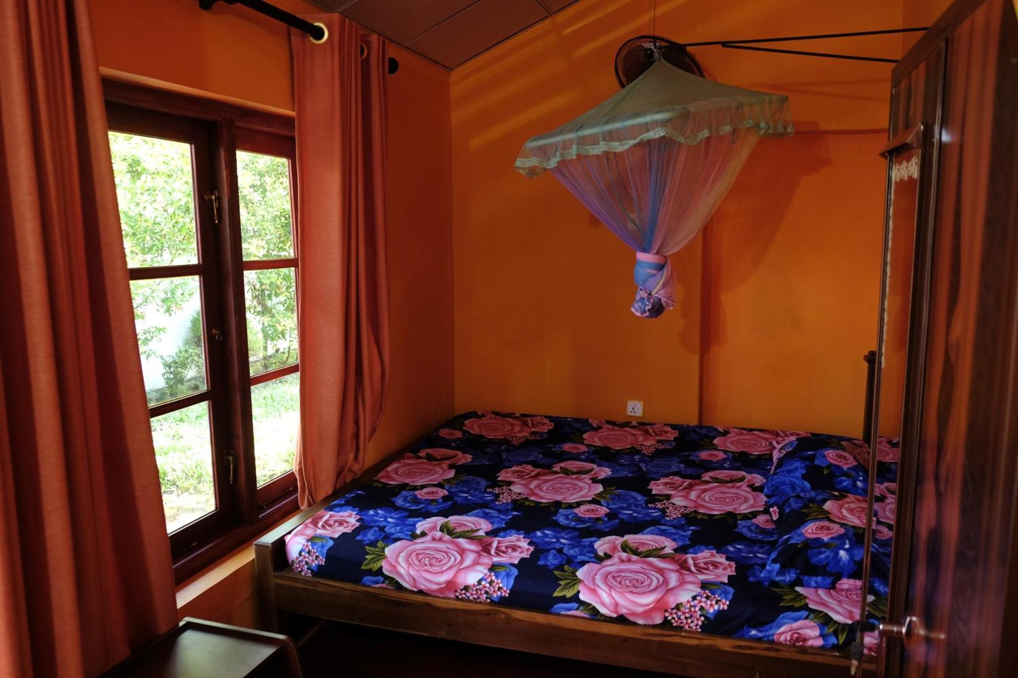 Menaka Homestay Tangalle Esterno foto